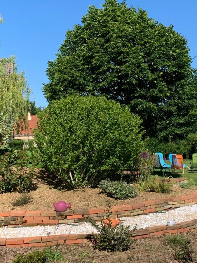 Le Bleu De B. Villa Saint-Etienne-en-Bresse Bagian luar foto